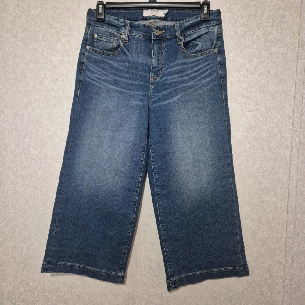 Torrid Medium Blue Cropped Jeans-culotte..size:10